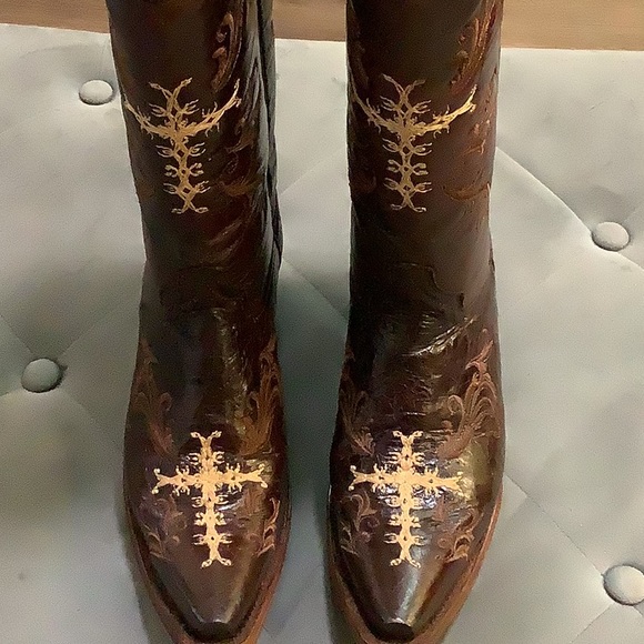 Circle G Brown Boots, Size 7.5 - Picture 2 of 2